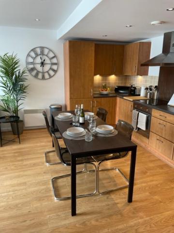 Lux Waterfront 2 Bed Apt, V&A 10Min Walk, St Andrew'S Golf 25Min Drive Dundee Zewnętrze zdjęcie